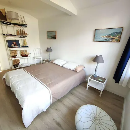 Renovee 4 Ch. A 50m Du Bassin Avec Terrasse Et Jardin, Wifi, Parking - Fr-1-736-54 Villa
