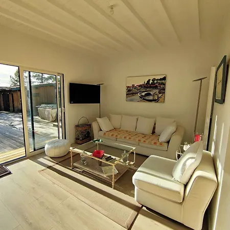 Renovee 4 Ch. A 50m Du Bassin Avec Terrasse Et Jardin, Wifi, Parking - Fr-1-736-54 * Lege-Cap-Ferret